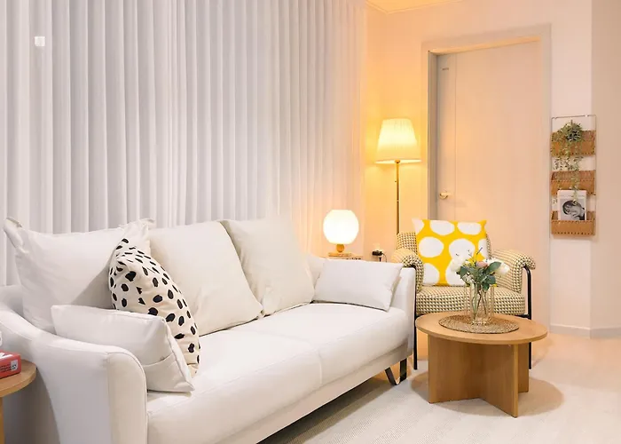 Open Sale # 7min Walk To Seongsu Station # Yeonmujang-gil # Lux 3br 4beds # Ttukseom Hangang Outdoor Swimmimg Pool #lotte World Tower #gangnam #coex #kspo * Seoul