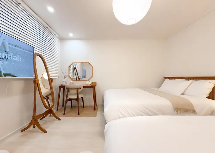 Open Sale # 7min Walk To Seongsu Station # Yeonmujang-gil # Lux 3br 4beds # Ttukseom Hangang Outdoor Swimmimg Pool #lotte World Tower #gangnam #coex #kspo *