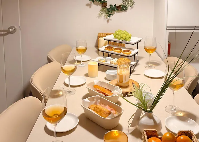 Open Sale # 7min Walk To Seongsu Station # Yeonmujang-gil # Lux 3br 4beds # Ttukseom Hangang Outdoor Swimmimg Pool #lotte World Tower #gangnam #coex #kspo *
