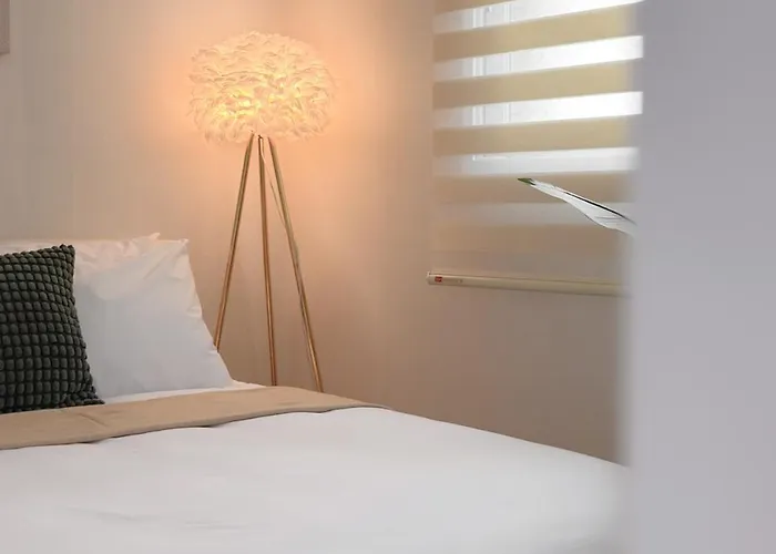 Apartment Open Sale # 7min Walk To Seongsu Station # Yeonmujang-gil # Lux 3br 4beds # Ttukseom Hangang Outdoor Swimmimg Pool #lotte World Tower #gangnam #coex #kspo