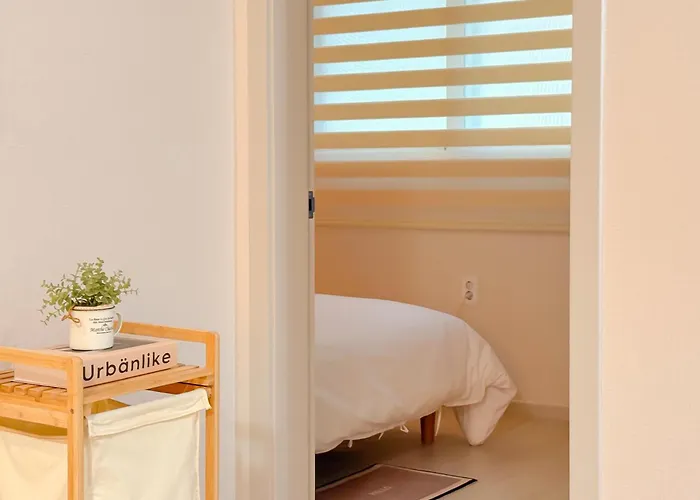 Open Sale # 7min Walk To Seongsu Station # Yeonmujang-gil # Lux 3br 4beds # Ttukseom Hangang Outdoor Swimmimg Pool #lotte World Tower #gangnam #coex #kspo Apartment *