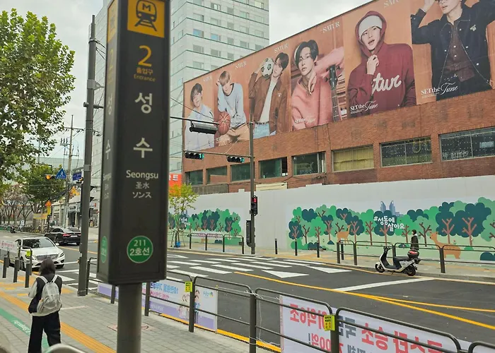 Open Sale # 7min Walk To Seongsu Station # Yeonmujang-gil # Lux 3br 4beds # Ttukseom Hangang Outdoor Swimmimg Pool #lotte World Tower #gangnam #coex #kspo Seoul