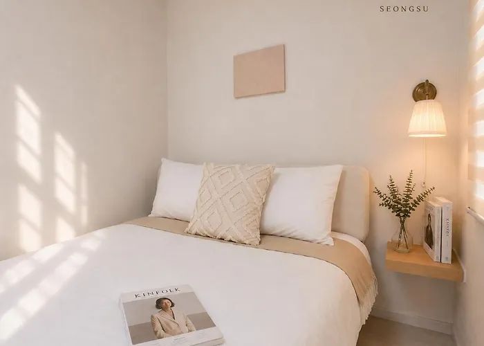 Apartment Open Sale # 7min Walk To Seongsu Station # Yeonmujang-gil # Lux 3br 4beds # Ttukseom Hangang Outdoor Swimmimg Pool #lotte World Tower #gangnam #coex #kspo